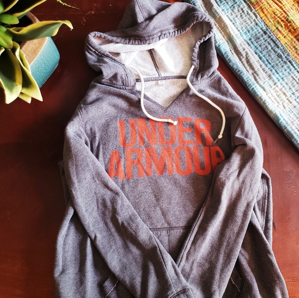 Underarmour hoodie